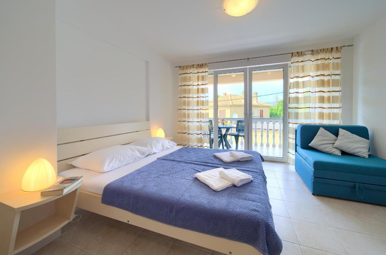 Apartments Ivica Krk Island Сило Экстерьер фото