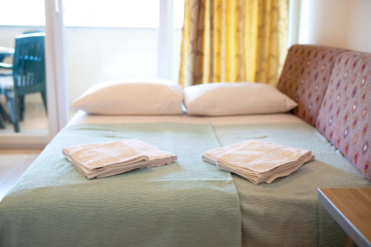 Apartments Ivica Krk Island Сило Экстерьер фото