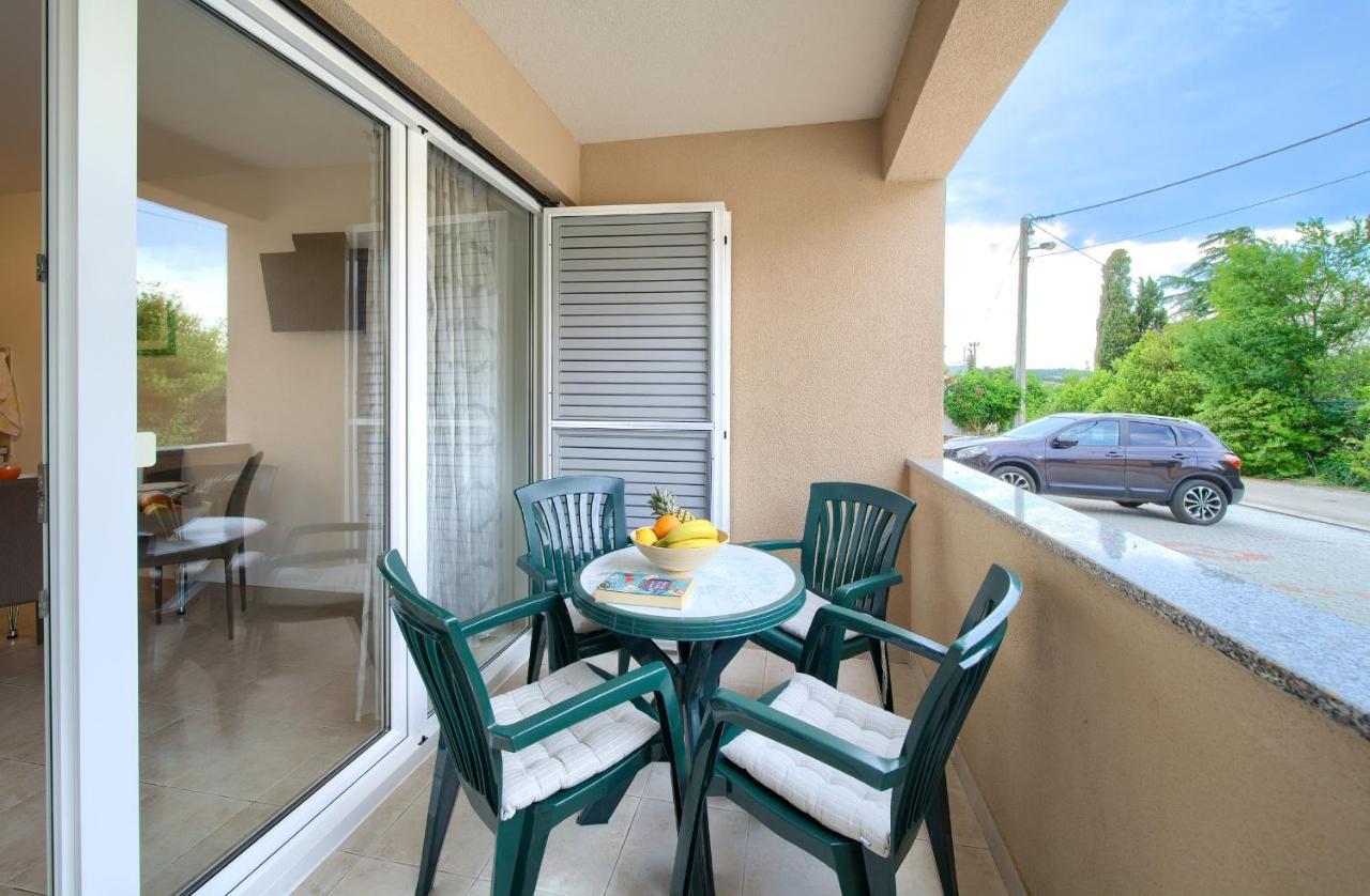 Apartments Ivica Krk Island Сило Экстерьер фото